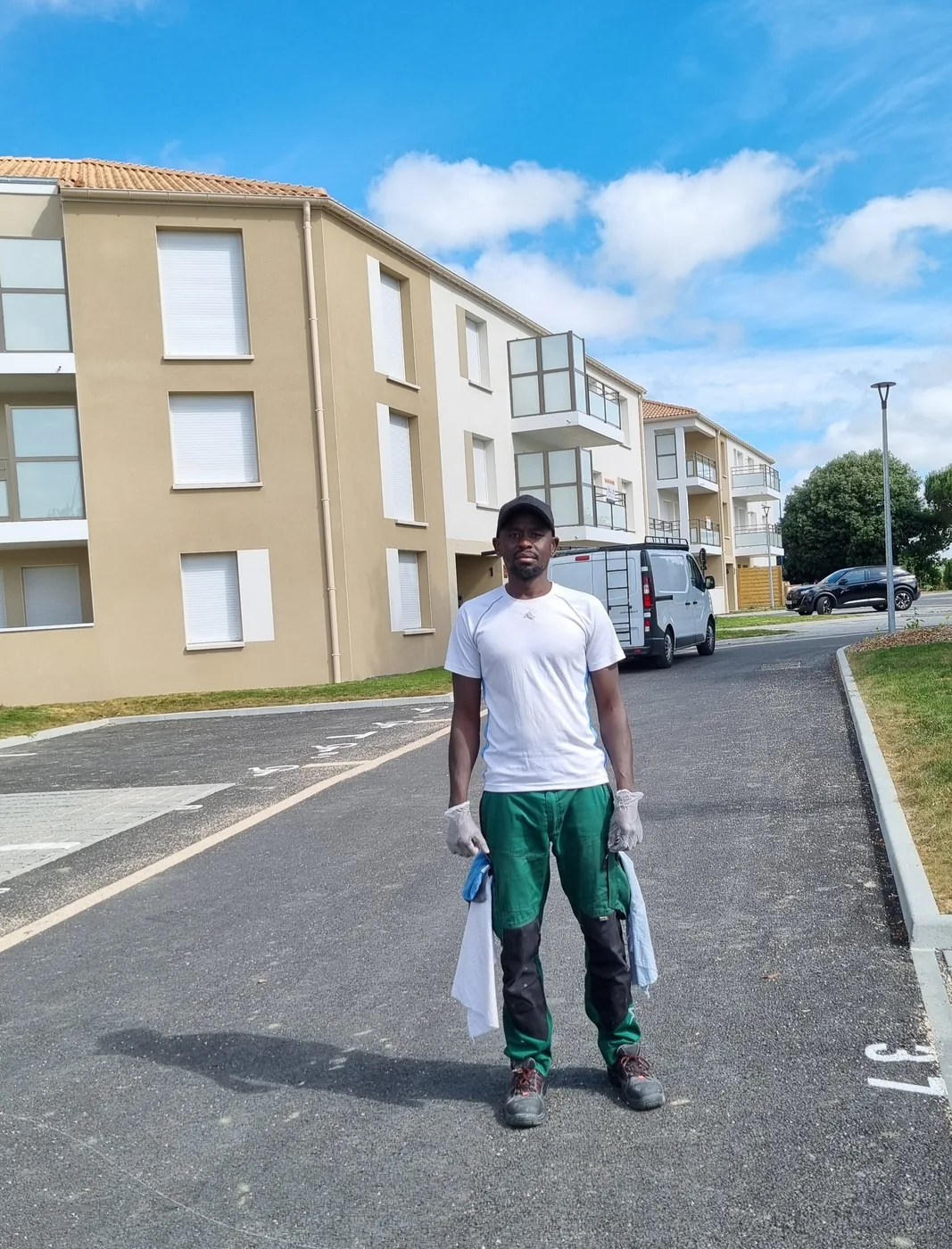 Technicien ZEN NETTOYAGE 44 résidence neuve Nantes